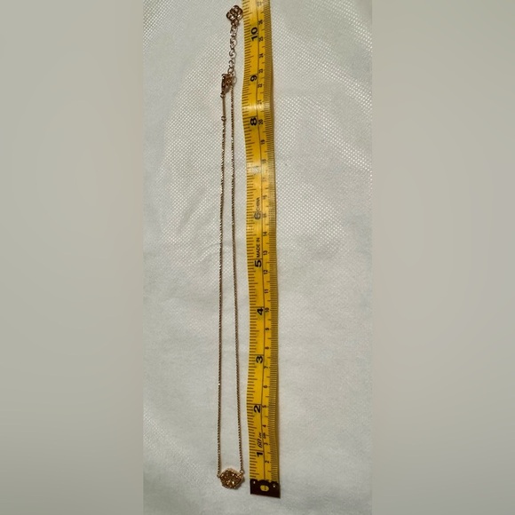 Kendra Scott Drusy Necklace Goldtone, Excellent Pre-Owned Condition 18”+ 1.5 Ext - Picture 6 of 7